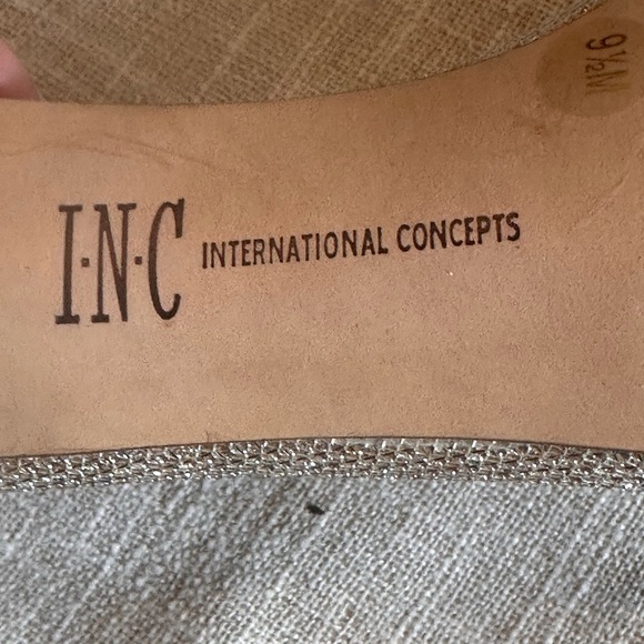 INC International Concepts Glittering Silver Heels - Picture 14 of 15